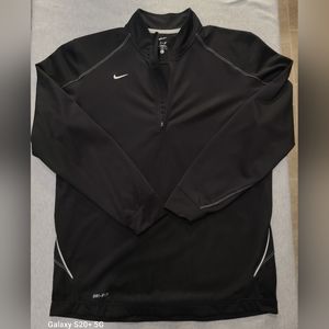 Med- Great Condition Nike long-sleeve thermal. Dri-fit.  Black. Pre-owned